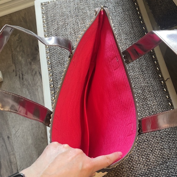 Bag - Picture 2 of 2